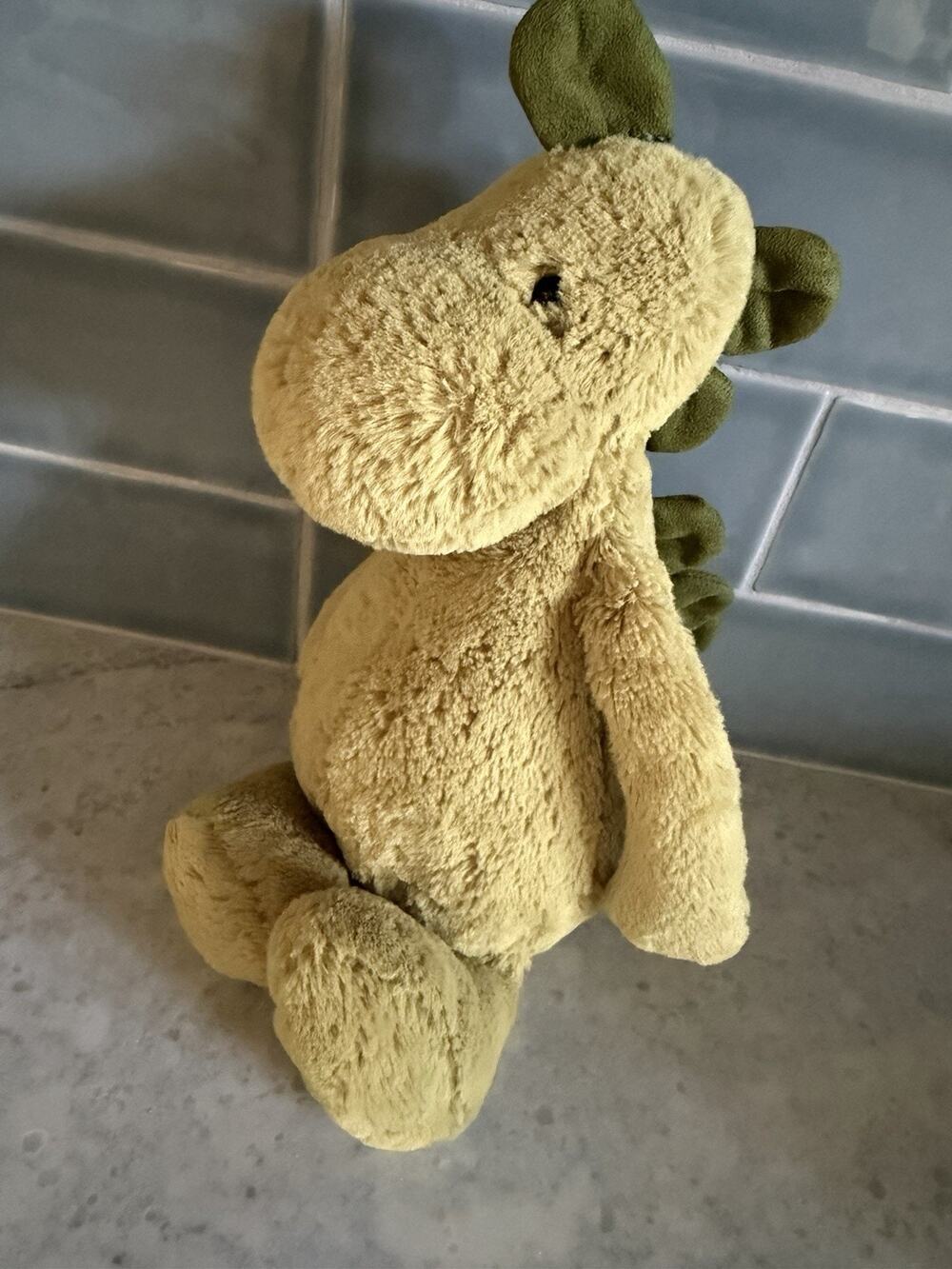 JELLYCAT Medium Bashful Dino Dinosaur Green Plush Toy Stegosaurus 11"
